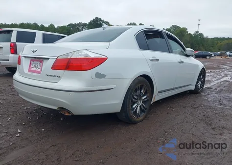 2011 Hyundai Genesis 4.6 from USA, damaged, VIN KMHGC4DF8BU140736